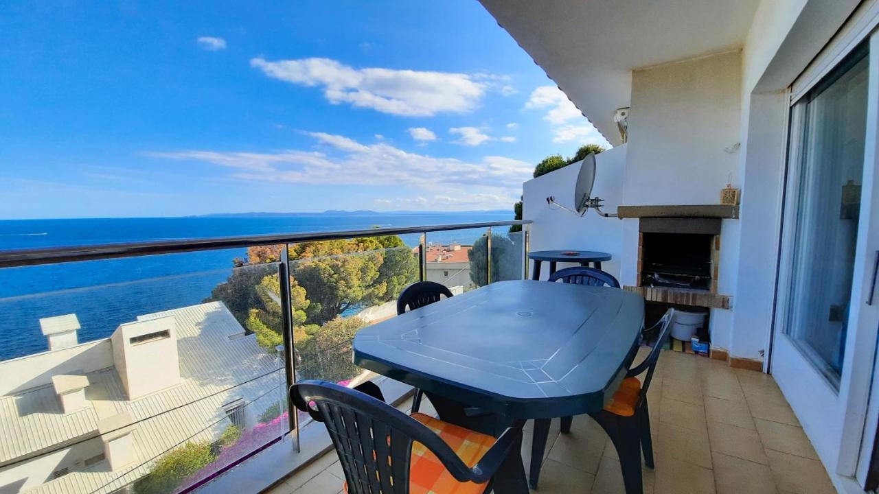 Apartment Vue A Deux Pas De La *